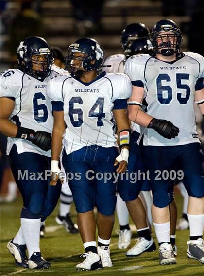 Thumbnail 1 in Paris vs. Argyle (Texas 3A D2 Bi-District Playoffs) photogallery.