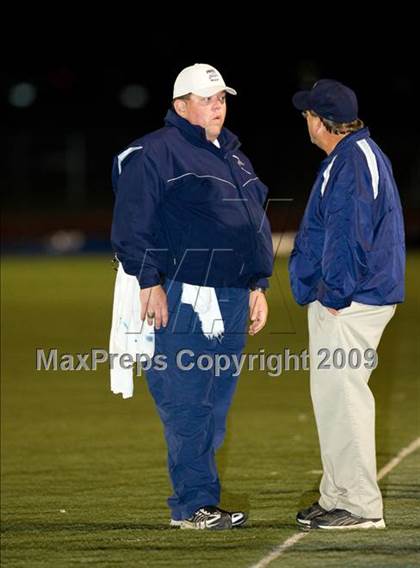 Thumbnail 1 in Paris vs. Argyle (Texas 3A D2 Bi-District Playoffs) photogallery.