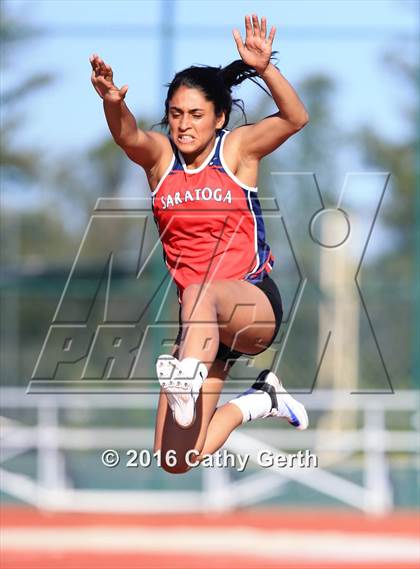Thumbnail 1 in Santa Clara vs Saratoga (Duel Track Meet) photogallery.