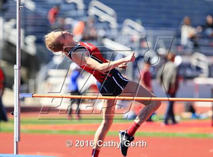Thumbnail 1 in Santa Clara vs Saratoga (Duel Track Meet) photogallery.