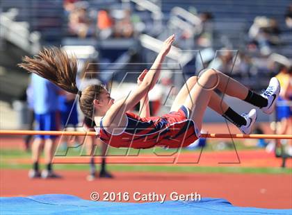 Thumbnail 1 in Santa Clara vs Saratoga (Duel Track Meet) photogallery.