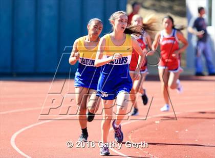 Thumbnail 3 in Santa Clara vs Saratoga (Duel Track Meet) photogallery.
