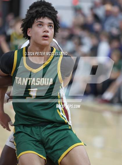 Thumbnail 3 in Tantasqua Regional @ Newburyport (MIAA Division 3 Round of 16) photogallery.