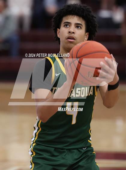 Thumbnail 1 in Tantasqua Regional @ Newburyport (MIAA Division 3 Round of 16) photogallery.