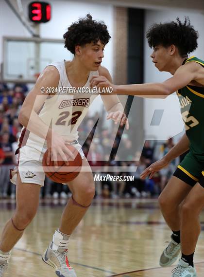 Thumbnail 2 in Tantasqua Regional @ Newburyport (MIAA Division 3 Round of 16) photogallery.