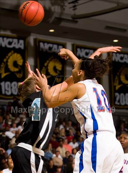 Thumbnail 2 in Princess Anne vs. Cosby (VHSL AAA Semifinal) photogallery.