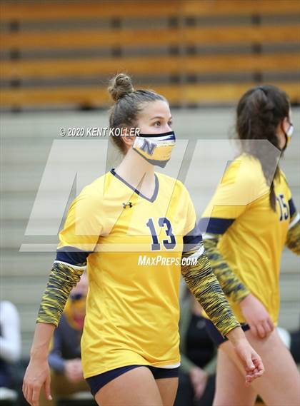 Thumbnail 2 in Port Huron Northern vs. Anchor Bay (MHSAA District Semifinal) photogallery.