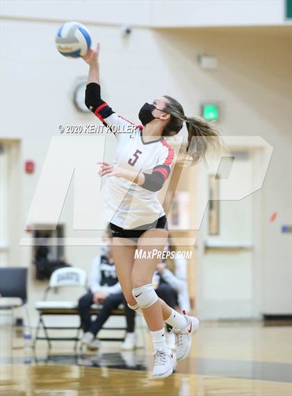 Thumbnail 3 in Port Huron Northern vs. Anchor Bay (MHSAA District Semifinal) photogallery.