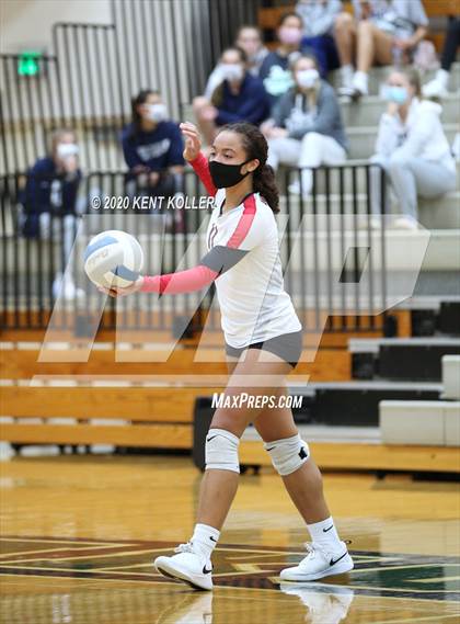 Thumbnail 3 in Port Huron Northern vs. Anchor Bay (MHSAA District Semifinal) photogallery.