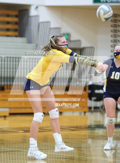 Thumbnail 1 in Port Huron Northern vs. Anchor Bay (MHSAA District Semifinal) photogallery.