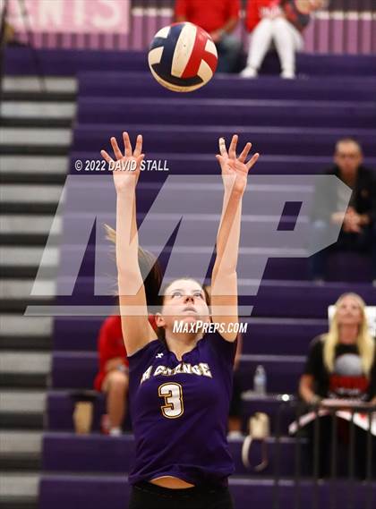 Thumbnail 1 in La Grange vs Salado (UIL 4A Area Playoff) photogallery.
