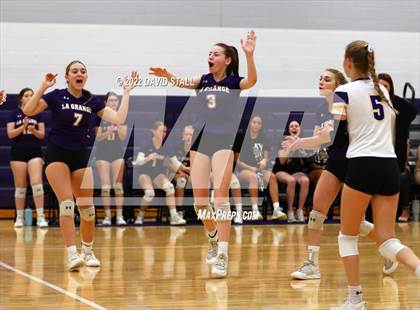 Thumbnail 2 in La Grange vs Salado (UIL 4A Area Playoff) photogallery.