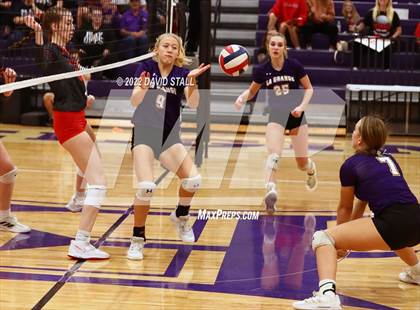 Thumbnail 1 in La Grange vs Salado (UIL 4A Area Playoff) photogallery.