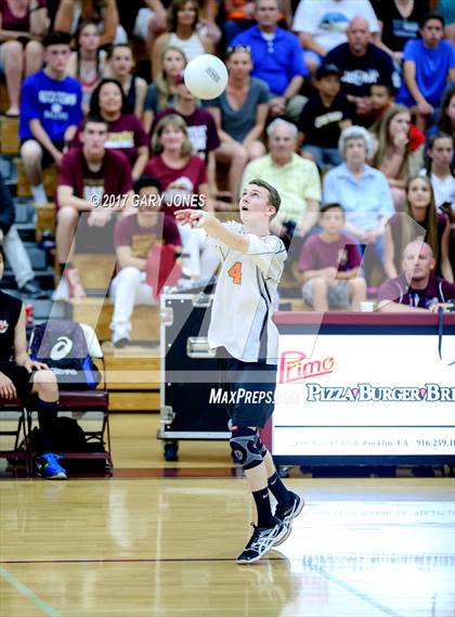 Thumbnail 2 in Roseville vs. Whitney (CIF SJS D1 Final) photogallery.