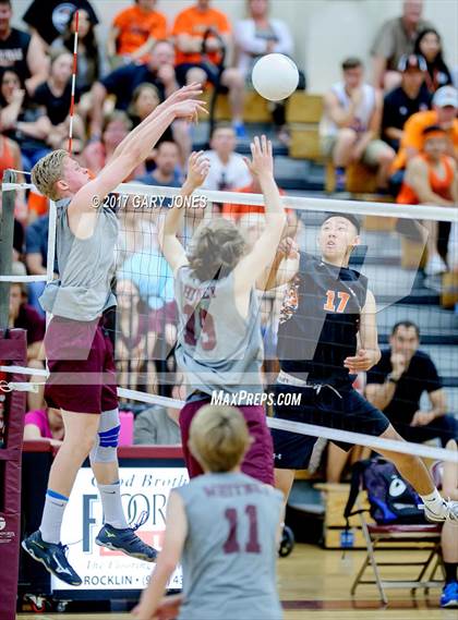 Thumbnail 2 in Roseville vs. Whitney (CIF SJS D1 Final) photogallery.