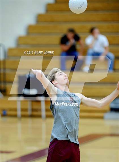 Thumbnail 3 in Roseville vs. Whitney (CIF SJS D1 Final) photogallery.