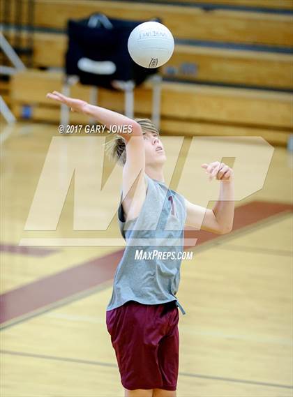 Thumbnail 3 in Roseville vs. Whitney (CIF SJS D1 Final) photogallery.