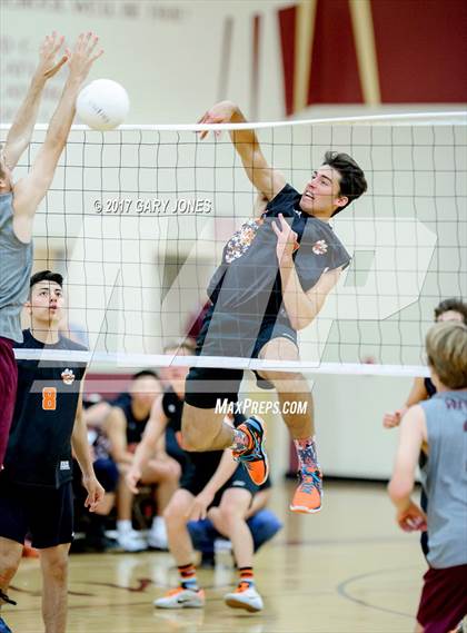 Thumbnail 3 in Roseville vs. Whitney (CIF SJS D1 Final) photogallery.