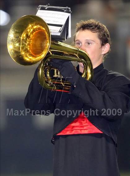Thumbnail 2 in Tustin vs. Lutheran photogallery.