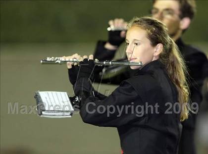 Thumbnail 1 in Tustin vs. Lutheran photogallery.