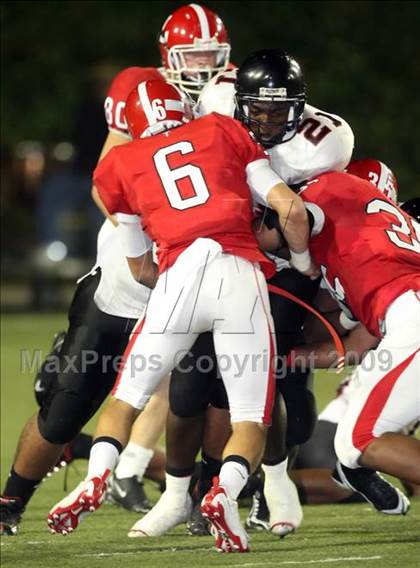 Thumbnail 2 in Tustin vs. Lutheran photogallery.