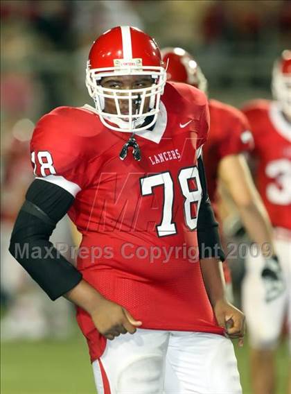 Thumbnail 1 in Tustin vs. Lutheran photogallery.