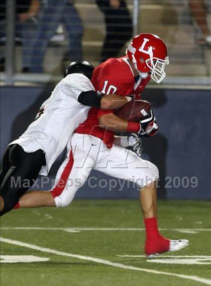 Thumbnail 2 in Tustin vs. Lutheran photogallery.