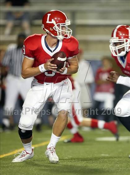 Thumbnail 2 in Tustin vs. Lutheran photogallery.