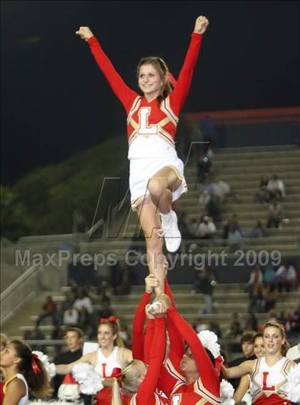 Thumbnail 1 in Tustin vs. Lutheran photogallery.