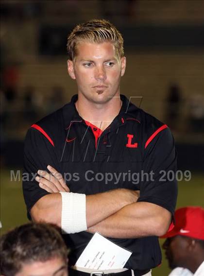Thumbnail 2 in Tustin vs. Lutheran photogallery.