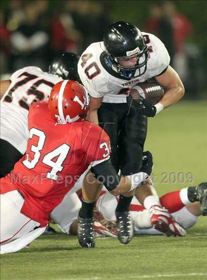 Thumbnail 1 in Tustin vs. Lutheran photogallery.
