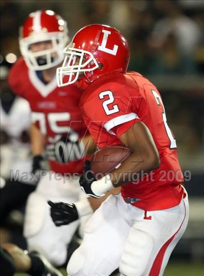Thumbnail 1 in Tustin vs. Lutheran photogallery.