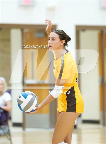 Thumbnail 2 in Walled Lake Northern @ Adams photogallery.
