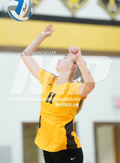 Thumbnail 1 in Walled Lake Northern @ Adams photogallery.