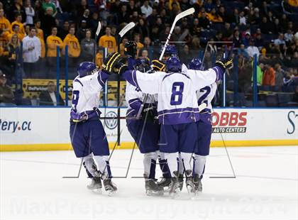 Thumbnail 3 in Christian Brothers vs DeSmet Jesuit (Challenge Cup Final) photogallery.