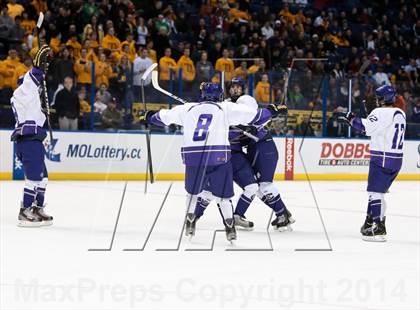 Thumbnail 2 in Christian Brothers vs DeSmet Jesuit (Challenge Cup Final) photogallery.
