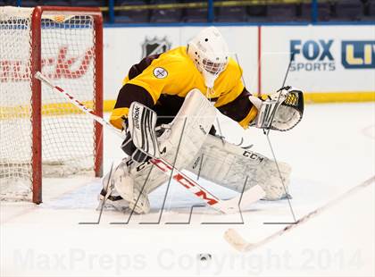 Thumbnail 1 in Christian Brothers vs DeSmet Jesuit (Challenge Cup Final) photogallery.