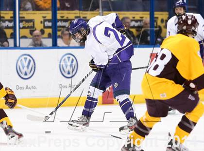 Thumbnail 2 in Christian Brothers vs DeSmet Jesuit (Challenge Cup Final) photogallery.
