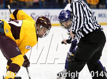Thumbnail 3 in Christian Brothers vs DeSmet Jesuit (Challenge Cup Final) photogallery.