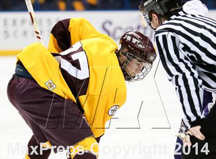 Thumbnail 2 in Christian Brothers vs DeSmet Jesuit (Challenge Cup Final) photogallery.