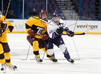 Thumbnail 1 in Christian Brothers vs DeSmet Jesuit (Challenge Cup Final) photogallery.