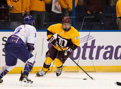 Thumbnail 2 in Christian Brothers vs DeSmet Jesuit (Challenge Cup Final) photogallery.