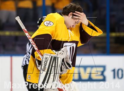 Thumbnail 1 in Christian Brothers vs DeSmet Jesuit (Challenge Cup Final) photogallery.