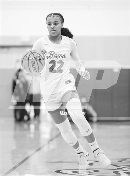 Thumbnail 1 in St. Mary's vs. Pinewood (Ionescu Showcase) photogallery.