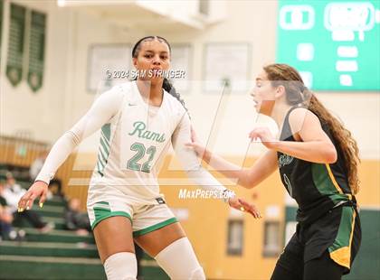 Thumbnail 3 in St. Mary's vs. Pinewood (Ionescu Showcase) photogallery.