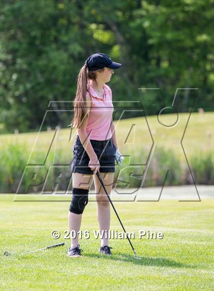 Thumbnail 2 in Section 9 Championship (Day 2) photogallery.