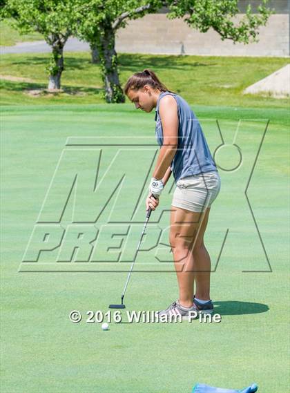 Thumbnail 2 in Section 9 Championship (Day 2) photogallery.