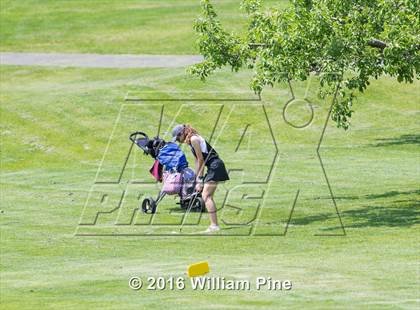 Thumbnail 2 in Section 9 Championship (Day 2) photogallery.