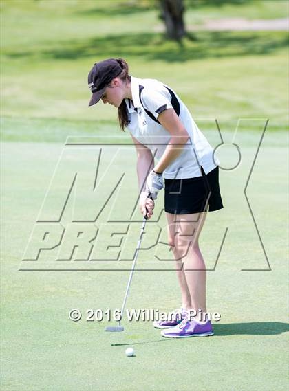 Thumbnail 3 in Section 9 Championship (Day 2) photogallery.