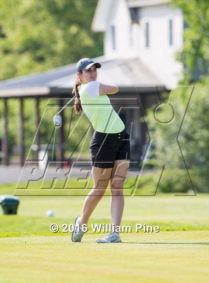Thumbnail 2 in Section 9 Championship (Day 2) photogallery.